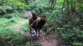 o safado me levou para o riacho dentro do bosque da praca - mary redqueen - rob carvalho