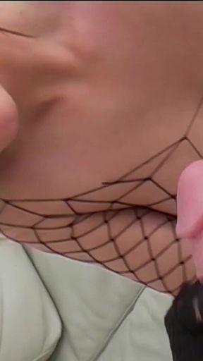 Sexy Blonde Babe Robin Truelove Takes a Big White Cock Balls Deep to a Messy Facial