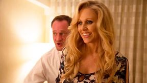 Slutty busty mademoiselle Julia Ann fucks for money on the camera