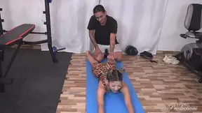 The guy at the gym is a little shy but he has a huge cock for my tight little pussy - ShairaPsicoSex