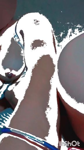 MMS video of Desi Indian Delhi lady fingering her pussy has been shared here