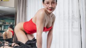 ”FRANKS TGIRLWORLD - Cutie With A Banging Body”