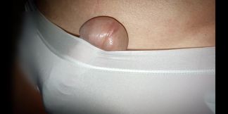 In the evening in the yard I show and jerk off my cock.