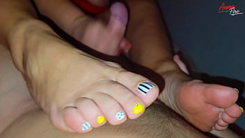 I played with my stepmother&#039_s feet