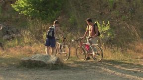 Exclusive video Bareback: Sexy outdoor fuck with very horny hot gays