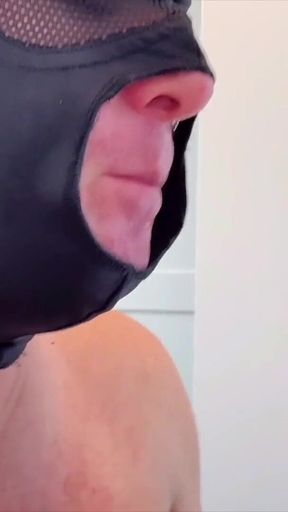 Xxl Monster Cock Gets Tied at the Gloryhole