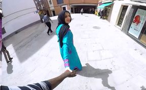 My muslim girlfriend decided it´s the big day: deflower me, my love