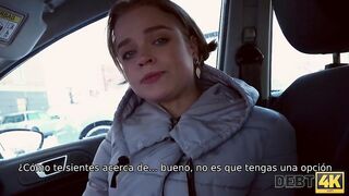 DEBT4k. La chica tiene un préstamo ¿por qué le pide