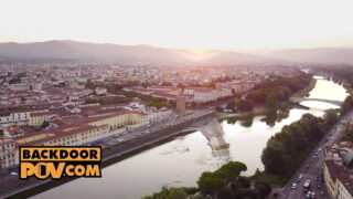 POV кері гангбенг: сүйкімді қыздар Лулу Лав, Джесси Уэй және Ирина Кейдж үлкен әтекпен анальды жыныстық қатынас, минет және ковбой қыздармен серуендеу арқылы ыңырсып жатыр