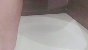 It excites me to pee in my panties