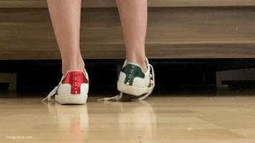 KIRA GOT BLISTERS FROM WEARING VERY TIGHT GUCCI SNEAKERS - MOV HD