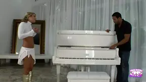 Naughty blonde angel gets her cunt drilled