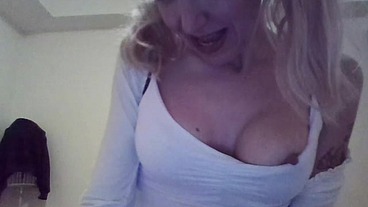 AGEREGRESSION see how your sweet lil stepsis lick her pacifier