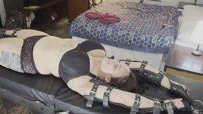 Cleo Cleavage Racked 1080P