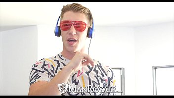 ManRoyale - Paul Canon Fucks Straight Hunk Jordan Boss