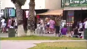 Sizzling Cougar Shows Off Her Seductive Ass in Public Spaces