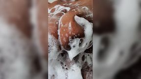 Ebony MILF Compilation – Big Boobs, Wet Pussy, Twerking & Bath Time Tease