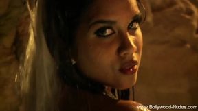 Bharat Natyam Dancer Undresses