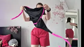 Your sexy girlfriend is getting ready for the beach just for you. JOI + countdown