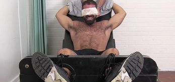 Muscular gay Ricky Larkin gets tickled by a matur