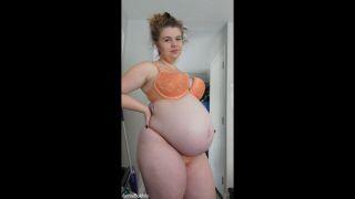 Pregnant Bra & Panty Modelling