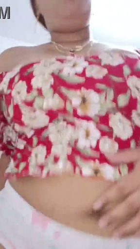 I am Keilimar and I love to be fucked and be your best ass available to be fucked a brunette with big tits   Clip 1