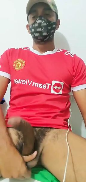 Male&#039;s Big Cock Is Masturbated