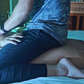 Brunette couldn&#039;t stand intense orgasms for a long time