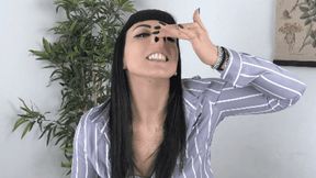 Finger nose pinching for Daphne (MOBILE VERSION WMV)