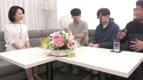 Virgin's First Time Thrilling Encounter With Mature Woman - Reiko Seo Offers Sensational