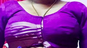 Beautiful Bhabhi Alone in Home Private Sex