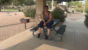 Kiwi Gets Foot Worship