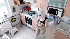 Hot amateur couple having fun in the kitchen  Sexy mom having breakfast in the bedroom &mdash;  hairy pussy &mdash;  big tits &mdash;  big ass