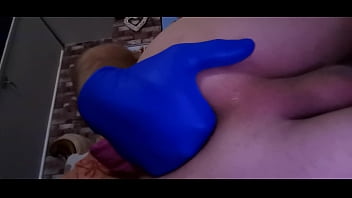 Fingers in men ass