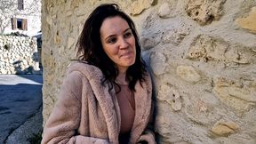 bombe de 28ans, cataleya fait des premiers pas remarques devant la camera !