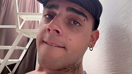 Shittalking Slut Gets a Face Full of Cum