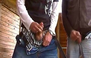 Str8 country buddys helping each other out