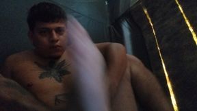 I just woke up, why not masturbate a little until he?