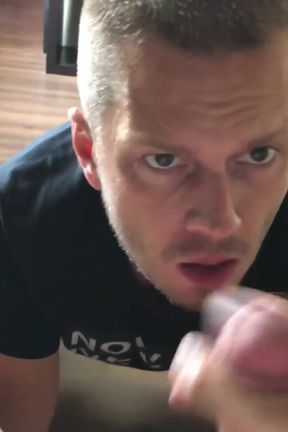 Good russian gay skut sucks a big juicy cock and takes it in his mouth