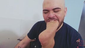 Foot Worship, part 3, by PocaH and slave Mude, (cam by Manu) FULL HD