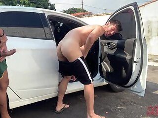 latin in car