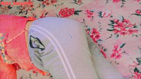 Beautiful Desi Stepsister 18+ Tight Pussy Hindi Audio Sex