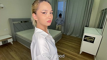 I'm selling an apartment with my pussy