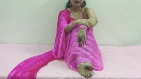 Tight Pussy Desi Bhabhi in Saree Fucked Hard by Devar in Hindi Audio