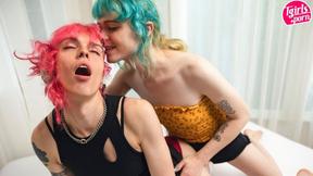 ”TGIRLS.PORN: Poppy & Sierra Bee Top Each Other”