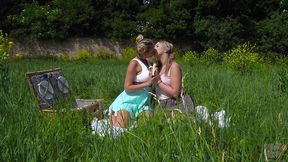 lesbian picnic with lollipop play