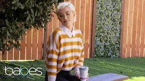 Curvy blonde babe Skye Blue fucks nerd's big cock