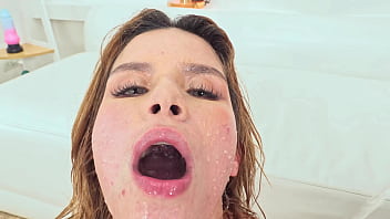 Latina Ashley Rose and Jazmine White anal destroy BBC