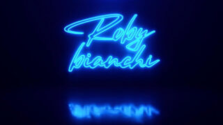 سمراء إيلينا ديل موناكو وأندريا نوبيلي يتلقيان قضيبًا من فتحة الشرج إلى الفم