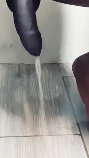 Sqauting Pissing Fan Request